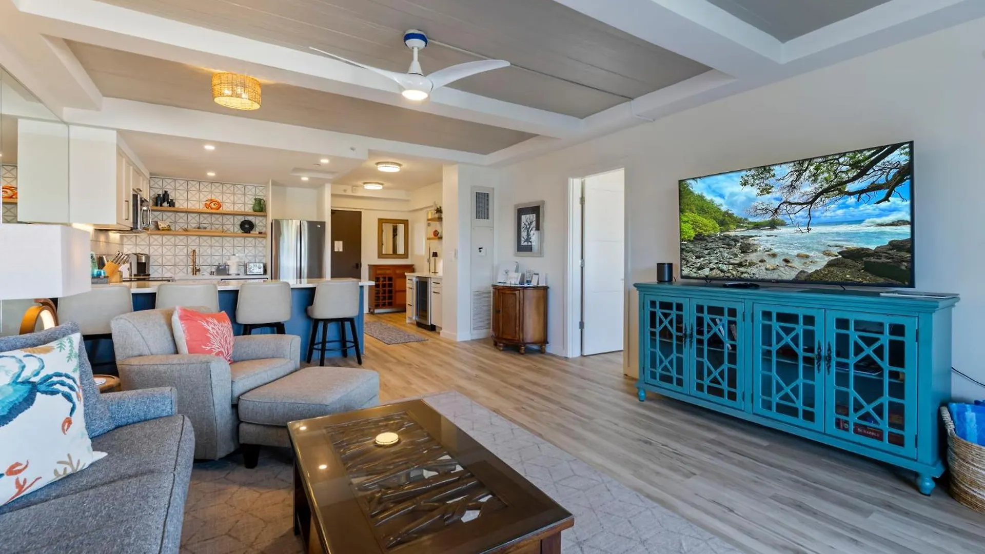 Apartamento Whaler Resort 508- Fully Remodeled Whaler Condo, Stunning Kaanapali Beach Black Rock View Lahaina